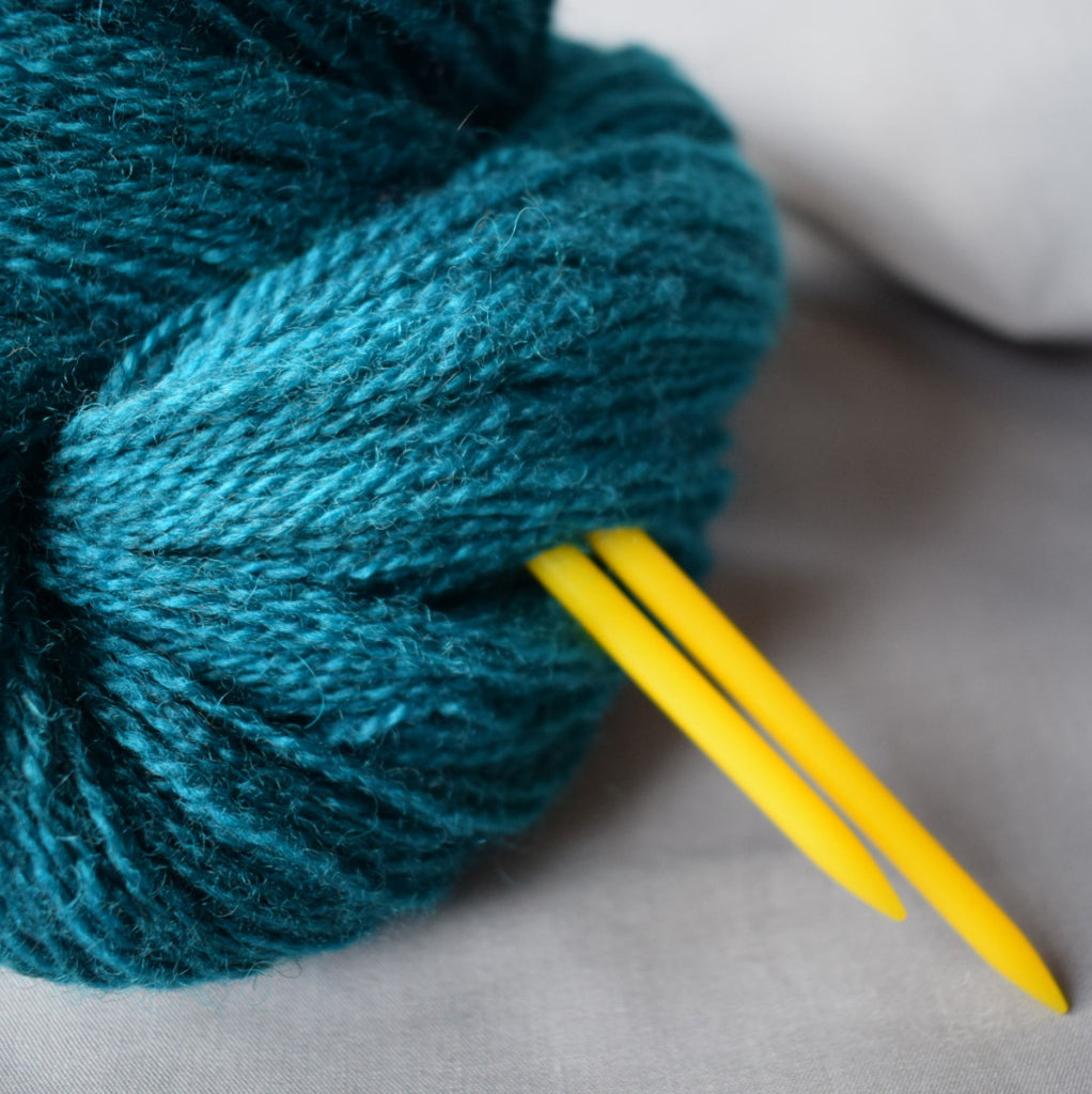 indie hand dyed wool yarn bfl british bluefaced leicester masham sheep blue soft lofty