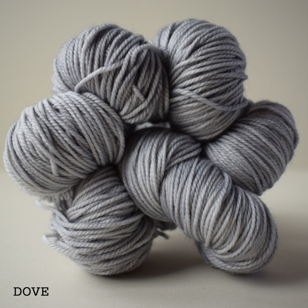 ginger's hand dyed pin-up sport 5ply merino wool and nylon machine washable indie dyed soft drapey smooth high twist sock yarn sport weight light grey gray dove